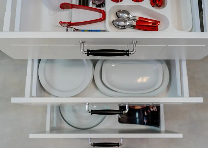 Bright Seaside In Cristianos - Achacay *