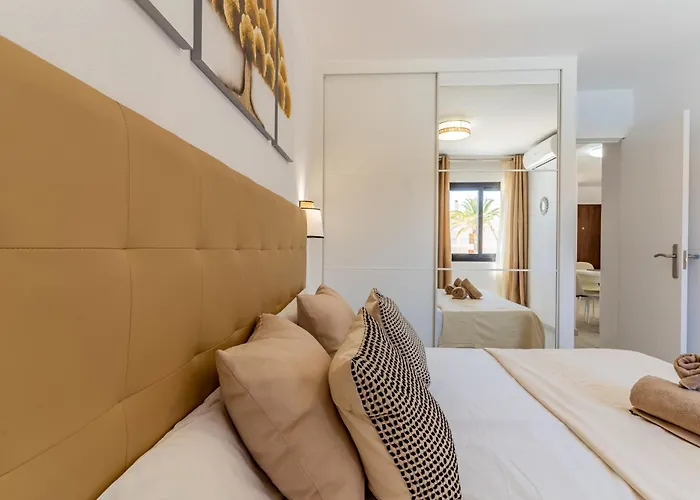 Bright Seaside In Cristianos - Achacay Los Cristianos (Tenerife)