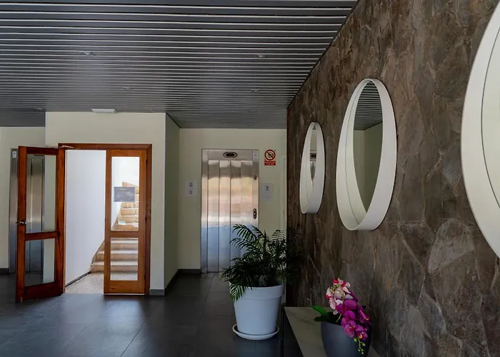 Bright Seaside In Cristianos - Achacay Los Cristianos (Tenerife)