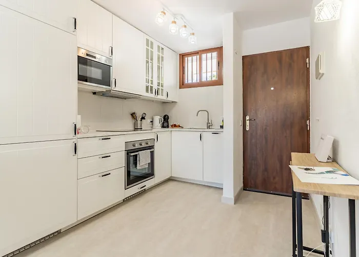 Bright Seaside In Cristianos - Achacay Los Cristianos