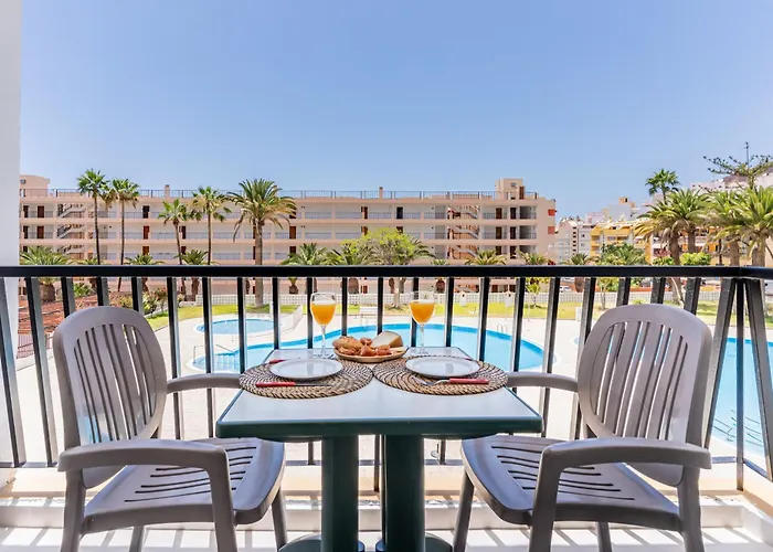 Bright Seaside In Cristianos - Achacay *