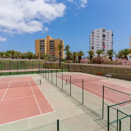 Bright Seaside In Cristianos - Achacay * Los Cristianos (Tenerife)